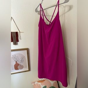 NWT Columbia Pleasant Creek Stretch Dress w/ Built-in shorts and pocket